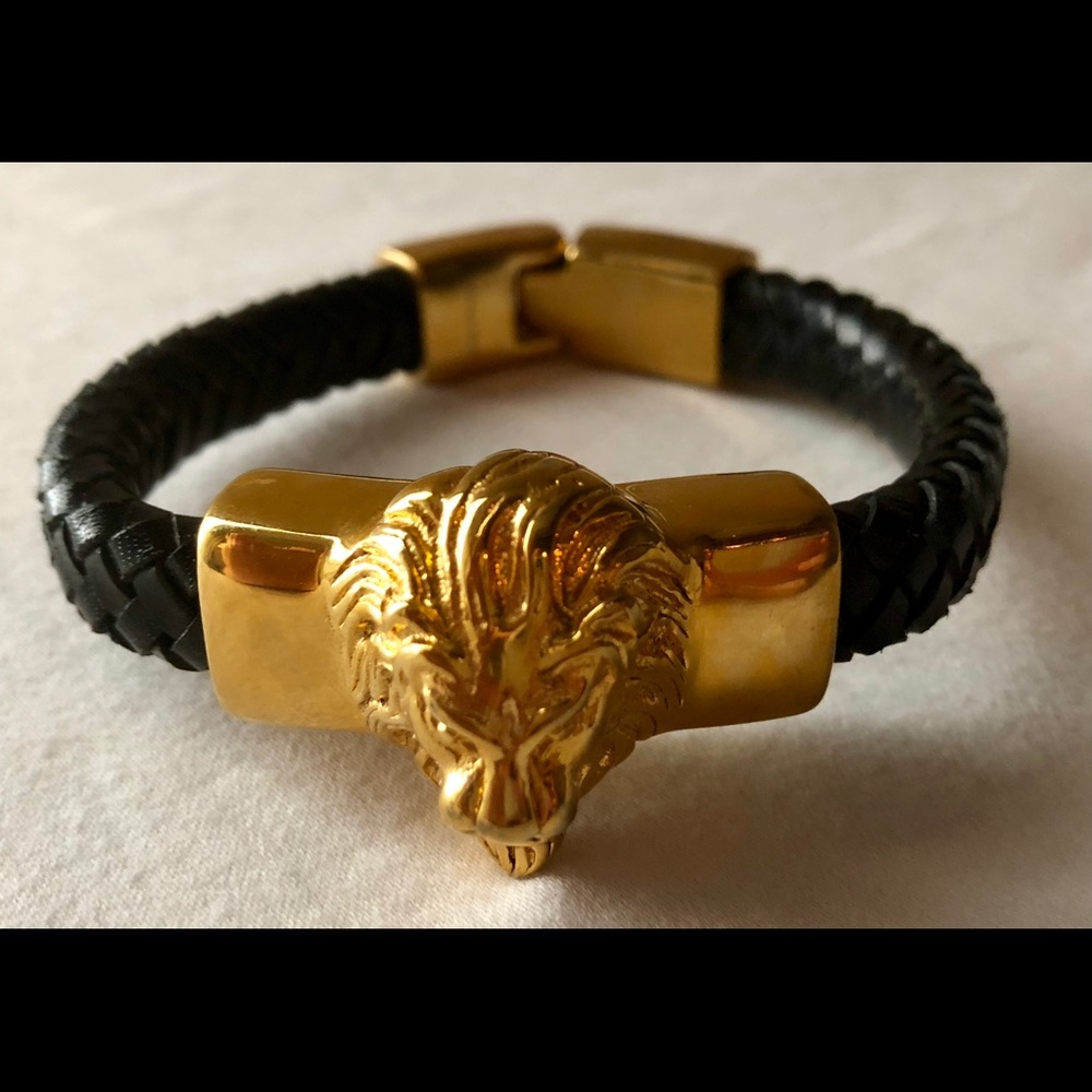 Men’s Black Weaved Leather Gold Lion Head Bracelet